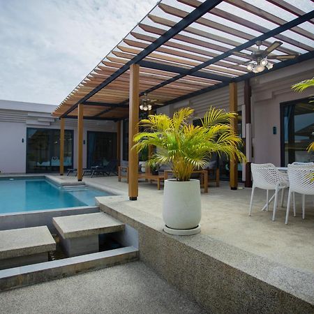 Gold Chariot Pool Villa, Phuket - Sha Plus Certified Bang Tao Beach  Habitación foto